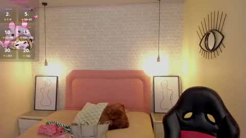  K I T T  Y  online show from October 20, 2025, 12:16 pm