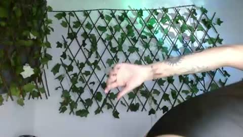 Snapshot of kittyxshady chatting on August 5, 2026, 4:04 am kittyxshady online show from August 5, 2026, 4:04 am