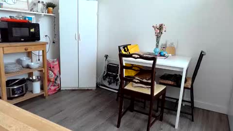 Snapshot of kittyymaze chatting on February 2, 2026, 5:00 pm Kittyymaze online show from February 2, 2026, 5:00 pm