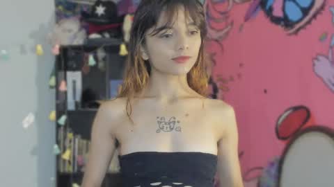 Snapshot of kittyzenn chatting on November 20, 2025, 6:51 pm Kitty Zen online show from November 20, 2025, 6:51 pm