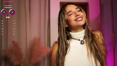 Erika online show from October 13, 2025, 8:09 pm