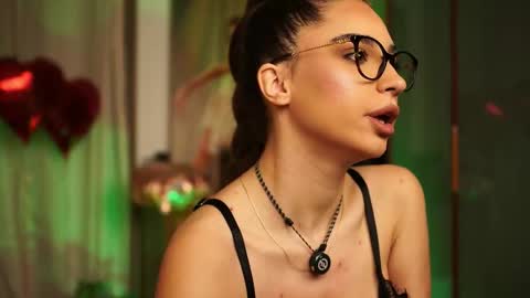 Snapshot of kity_sweet chatting on February 21, 2026, 8:10 pm Erika online show from February 21, 2026, 8:10 pm