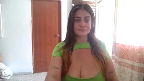 Snapshot of kitybigboobsx chatting on January 26, 2025, 5:34 pm kity boobsx online show from January 26, 2025, 5:34 pm