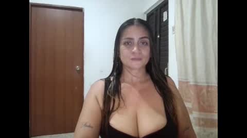 Snapshot of kitybigboobsx chatting on March 5, 2025, 4:56 am kity boobsx online show from March 5, 2025, 4:56 am