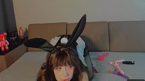 Kate online show from December 2, 2025, 10:31 am