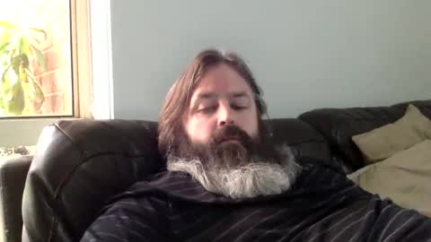 Kiwiabroad online show from February 14, 2025, 7:38 am