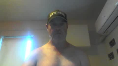 kiwiguy19773 online show from January 26, 2025, 6:28 am