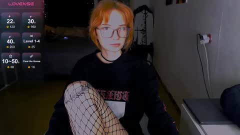 Snapshot of klares_wasser chatting on February 25, 2025, 6:42 pm Klares online show from February 25, 2025, 6:42 pm