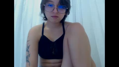 Snapshot of klaret_toy chatting on January 17, 2026, 8:34 pm Klaret online show from January 17, 2026, 8:34 pm