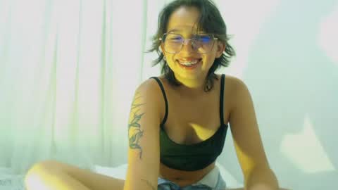 Snapshot of klaret_toy chatting on February 14, 2026, 7:32 pm Klaret online show from February 14, 2026, 7:32 pm