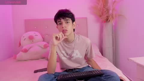 Snapshot of klaus_sunrise_xx chatting on March 7, 2025, 8:56 am KLAUS online show from March 7, 2025, 8:56 am