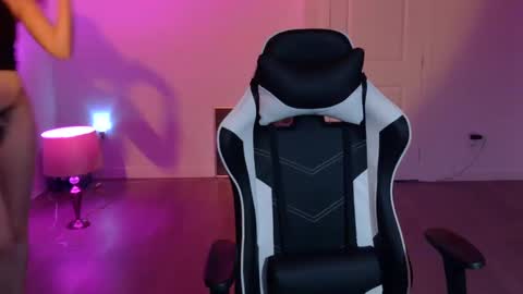 Snapshot of kleokills chatting on December 12, 2024, 3:32 am kleokills online show from December 12, 2024, 3:32 am