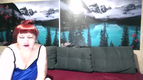 Kleosnow online show from November 8, 2025, 9:53 am