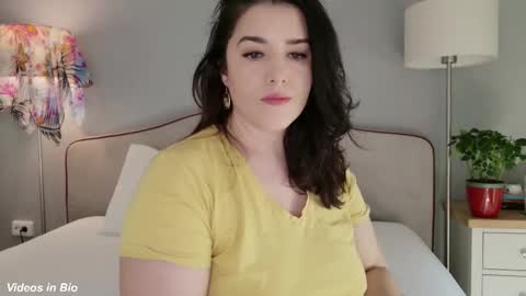 Snapshot of kleospassion chatting on November 25, 2025, 11:32 am Kleospassion online show from November 25, 2025, 11:32 am