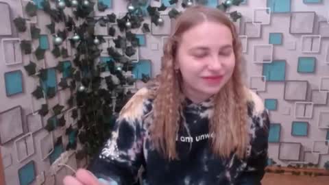 Snapshot of klerkarina chatting on December 4, 2024, 6:11 am klerkarina online show from December 4, 2024, 6:11 am