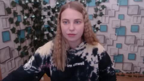 Snapshot of klerkarina chatting on December 4, 2024, 9:18 am klerkarina online show from December 4, 2024, 9:18 am