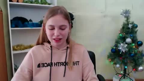 Snapshot of klerkarina chatting on December 7, 2024, 9:50 am klerkarina online show from December 7, 2024, 9:50 am