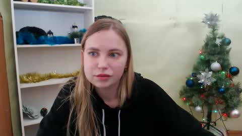 Snapshot of klerkarina chatting on December 22, 2024, 9:11 am klerkarina online show from December 22, 2024, 9:11 am