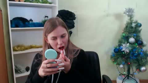 Snapshot of klerkarina chatting on January 8, 2025, 9:10 am klerkarina online show from January 8, 2025, 9:10 am