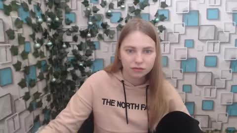 Snapshot of klerkarina chatting on January 21, 2025, 6:33 am klerkarina online show from January 21, 2025, 6:33 am