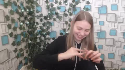 Snapshot of klerkarina chatting on February 6, 2025, 6:40 am klerkarina online show from February 6, 2025, 6:40 am