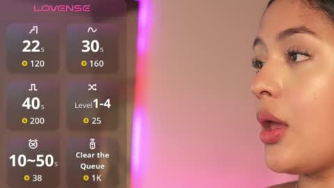   online show from November 25, 2025, 8:09 pm