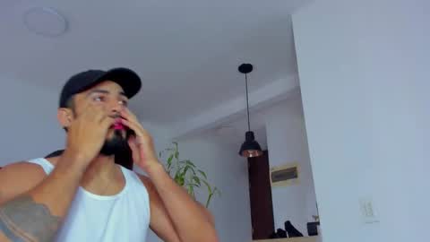 klinsmannwalton online show from November 9, 2025, 12:03 pm