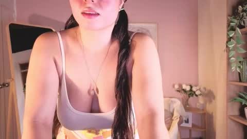 kloe222 online show from November 24, 2025, 3:12 pm