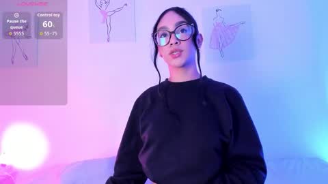 Snapshot of klohewilliams chatting on December 3, 2025, 12:25 pm klohe Williams online show from December 3, 2025, 12:25 pm