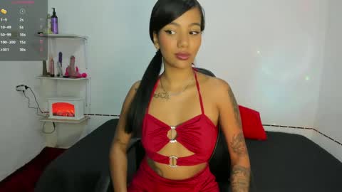 Snapshot of kloy_sech chatting on April 17, 2026, 10:07 am Valen online show from April 17, 2026, 10:07 am