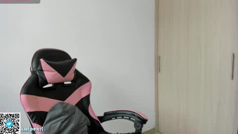 Camila Reyes online show from April 10, 2026, 3:17 pm