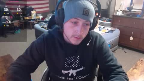 kneesdown321 online show from January 30, 2025, 1:22 am