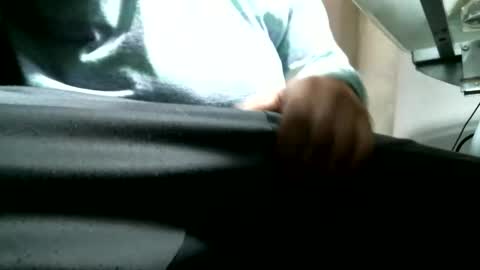 knickfranco online show from March 29, 2026, 8:03 am