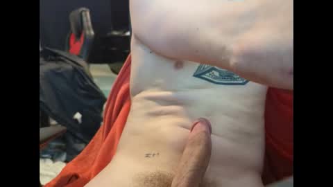 Snapshot of kniloc chatting on January 16, 2025, 11:15 am kniloc online show from January 16, 2025, 11:15 am