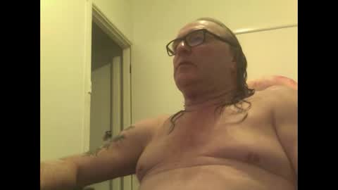 Snapshot of knobout chatting on October 16, 2025, 4:24 am knobout online show from October 16, 2025, 4:24 am