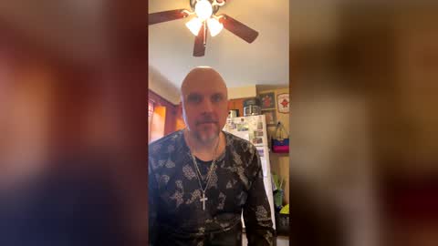 knotdaddy1983 online show from March 29, 2026, 4:18 pm