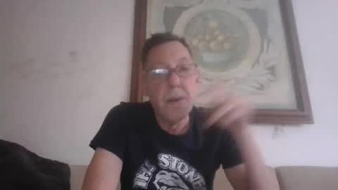 Snapshot of kobolt67 chatting on April 5, 2026, 5:26 am kobolt67 online show from April 5, 2026, 5:26 am