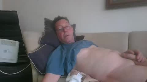 Snapshot of kobolt67 chatting on April 12, 2026, 3:39 pm kobolt67 online show from April 12, 2026, 3:39 pm