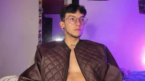 Koddy Independent model online show from June 10, 2026, 1:50 am