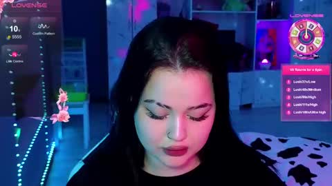 Mia online show from December 9, 2024, 11:56 pm