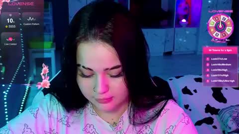 Mia online show from December 14, 2024, 6:30 pm