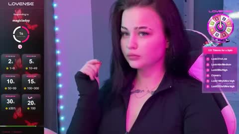 Mia online show from December 30, 2024, 10:55 pm