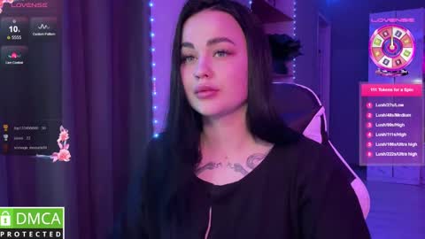 Mia online show from March 3, 2025, 10:42 pm