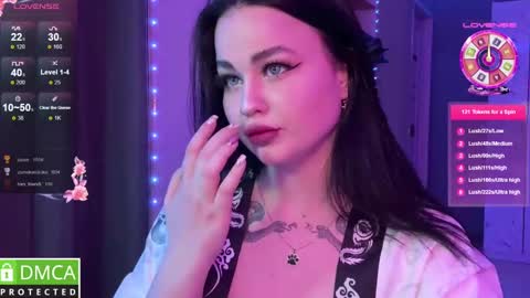 Mia online show from March 7, 2025, 2:46 am