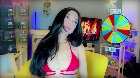 Lisa      online show from October 18, 2025, 4:08 pm