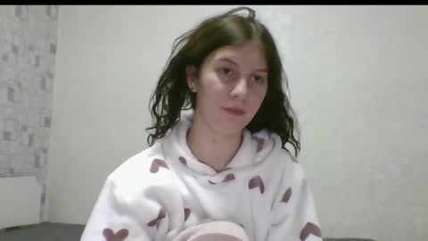 Snapshot of kokorico_spark chatting on December 15, 2025, 4:00 pm kokorico_spark online show from December 15, 2025, 4:00 pm