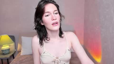 Kolette online show from December 1, 2025, 4:45 pm