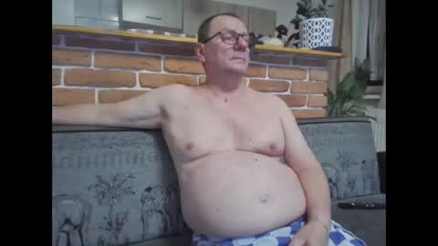 Snapshot of komputer123456789 chatting on February 11, 2026, 8:58 pm Bogdan online show from February 11, 2026, 8:58 pm