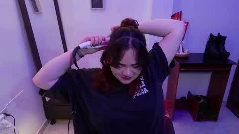 camila online show from March 12, 2026, 3:34 am