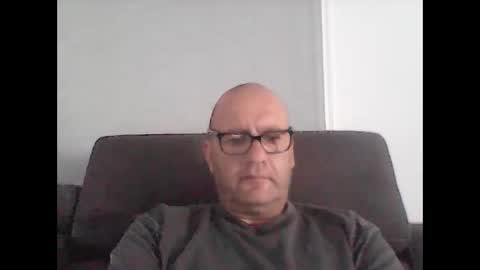 Snapshot of konsty17 chatting on January 5, 2026, 11:52 pm konsty17 online show from January 5, 2026, 11:52 pm